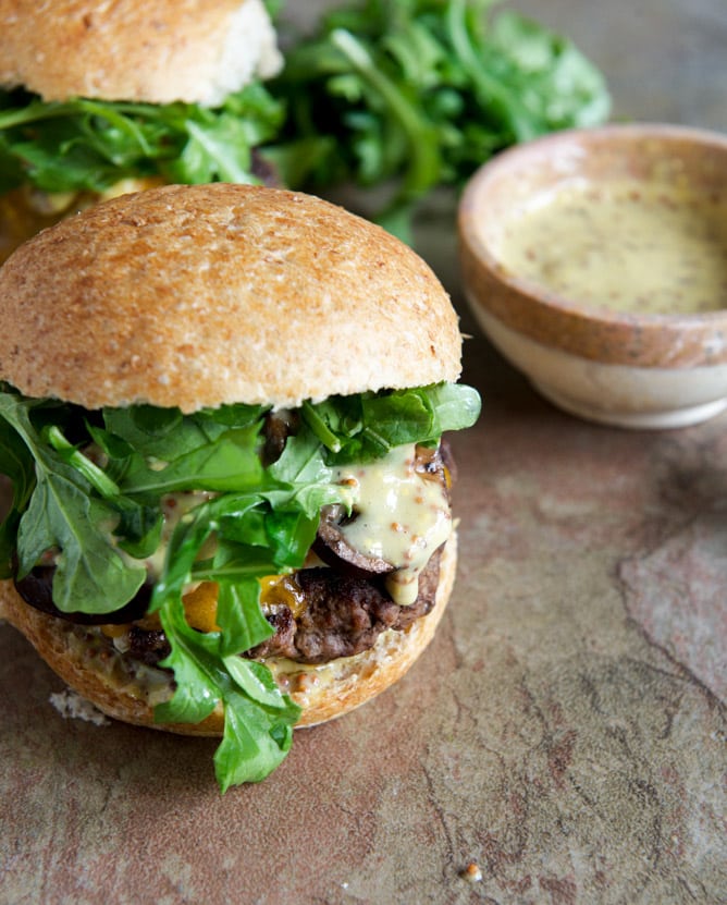 Cheeseburgers with Sautéed Mushrooms, Arugula and Dijon Aioli I howsweeteats.com Cheeseburgers with Sautéed Mushrooms, Arugula and Dijon Aioli I howsweeteats.com