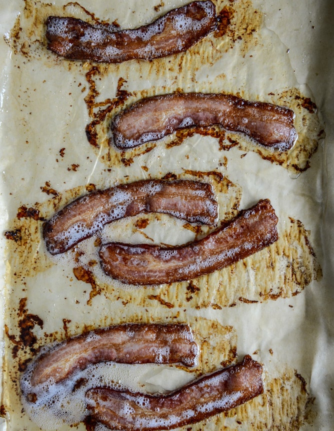 Mini Buckwheat Bacon Pancakes with Bourbon Syrup I howsweeteats.com Mini Buckwheat Bacon Pancakes with Bourbon Syrup I howsweeteats.com