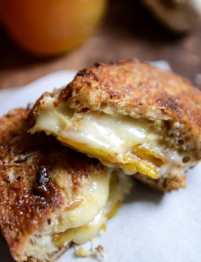 Caramelized Butternut Squash, Roasted Garlic + Coconut Butter Grilled Cheese I howsweeteats.com Caramelized Butternut Squash, Roasted Garlic + Coconut Butter Grilled Cheese I howsweeteats.com