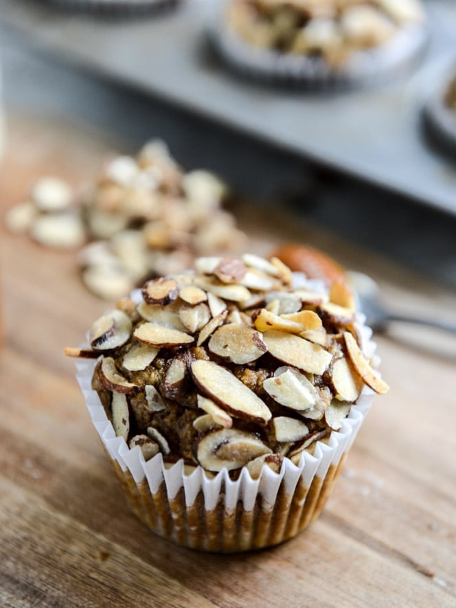 Whole Wheat Pumpkin Almond Muffins I howsweeteats.com Whole Wheat Pumpkin Almond Muffins I howsweeteats.com