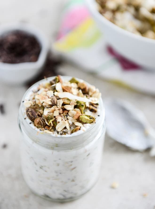 toasted pistachio and pineapple muesli I howsweeteats.com toasted pistachio and pineapple muesli I howsweeteats.com