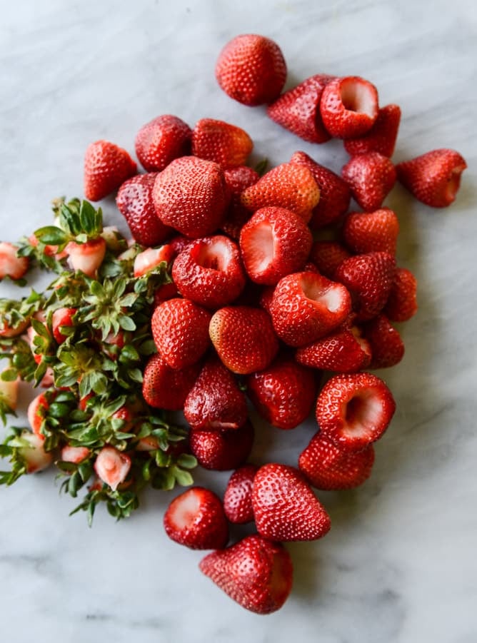 smore's strawberries I howsweeteats.com