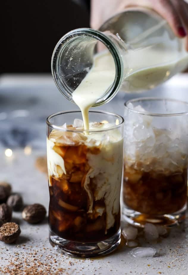 iced eggnog lattes I howsweeteats.com