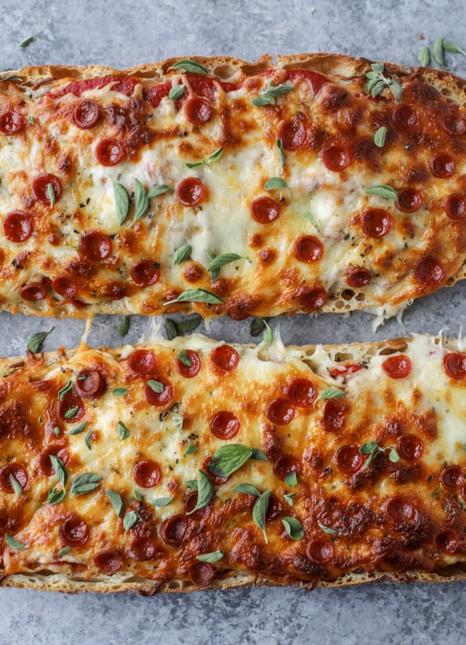 ciabatta bread pizza I howsweeteats.com