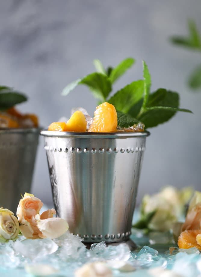 frozen peach and vanilla mint juleps I howsweeteats.com