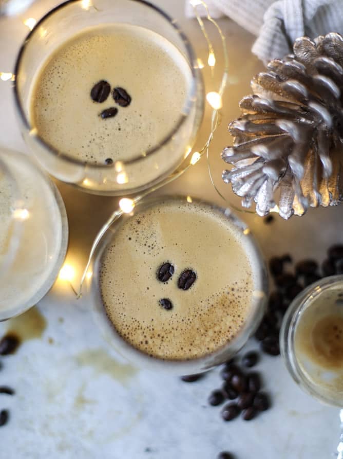 Sharing 25 of my favorite holiday recipes to make over christmas break, from brunch to dinner, cocktails and dessert! So many options.