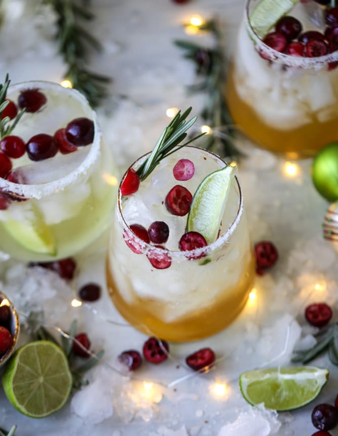 Sharing 25 of my favorite holiday recipes to make over christmas break, from brunch to dinner, cocktails and dessert! So many options.