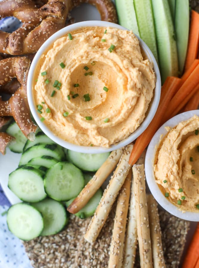 16 of my favorite st patrick's day recipes are here! Dinner, desserts, drinks and of course - COFFEE! Bring out the Guinness and the Baileys!