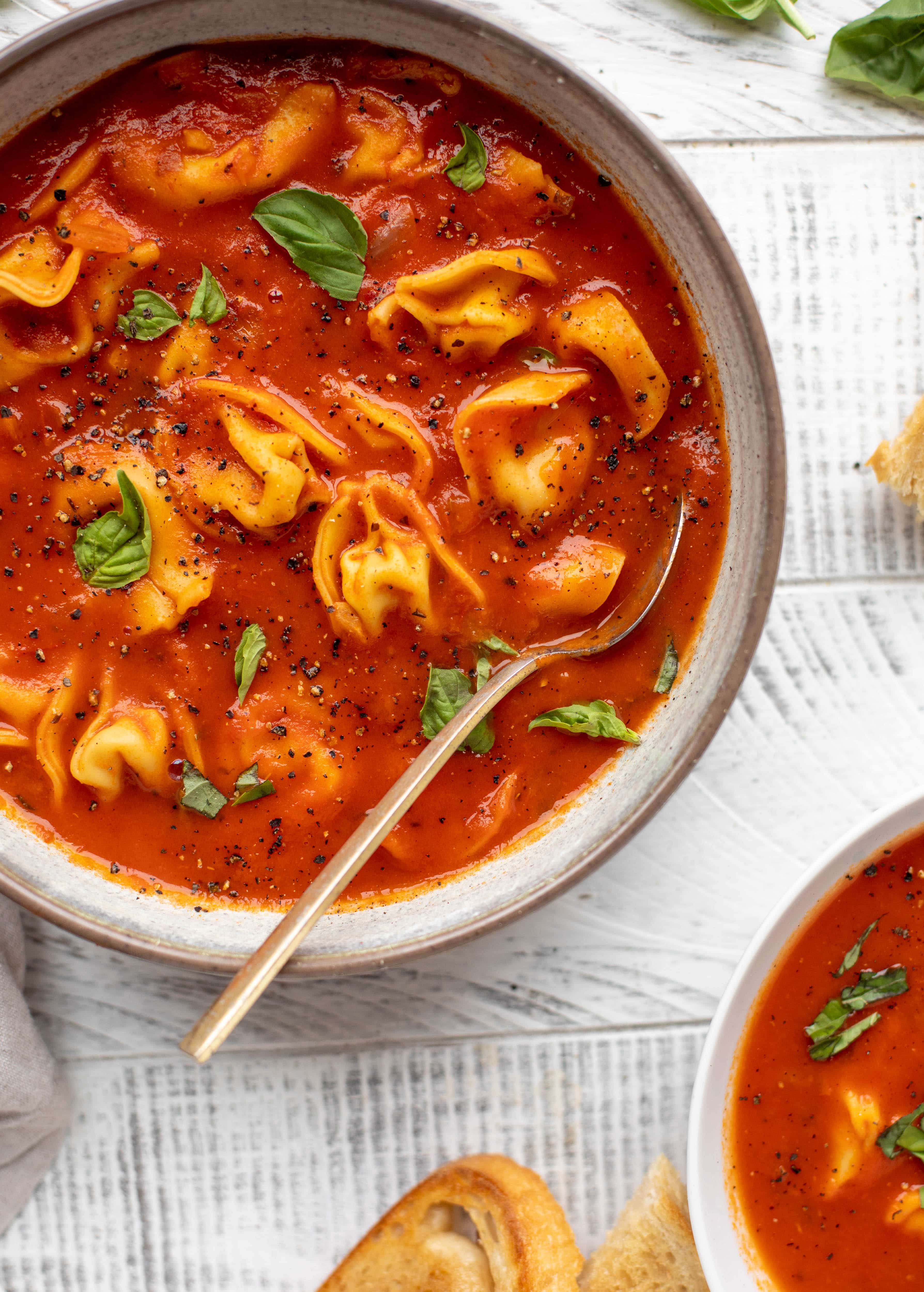 I'm sharing 15 of my (and your!) favorite dinner recipes that you can watch me make step-by-step! Best dinners ever that come together quickly!