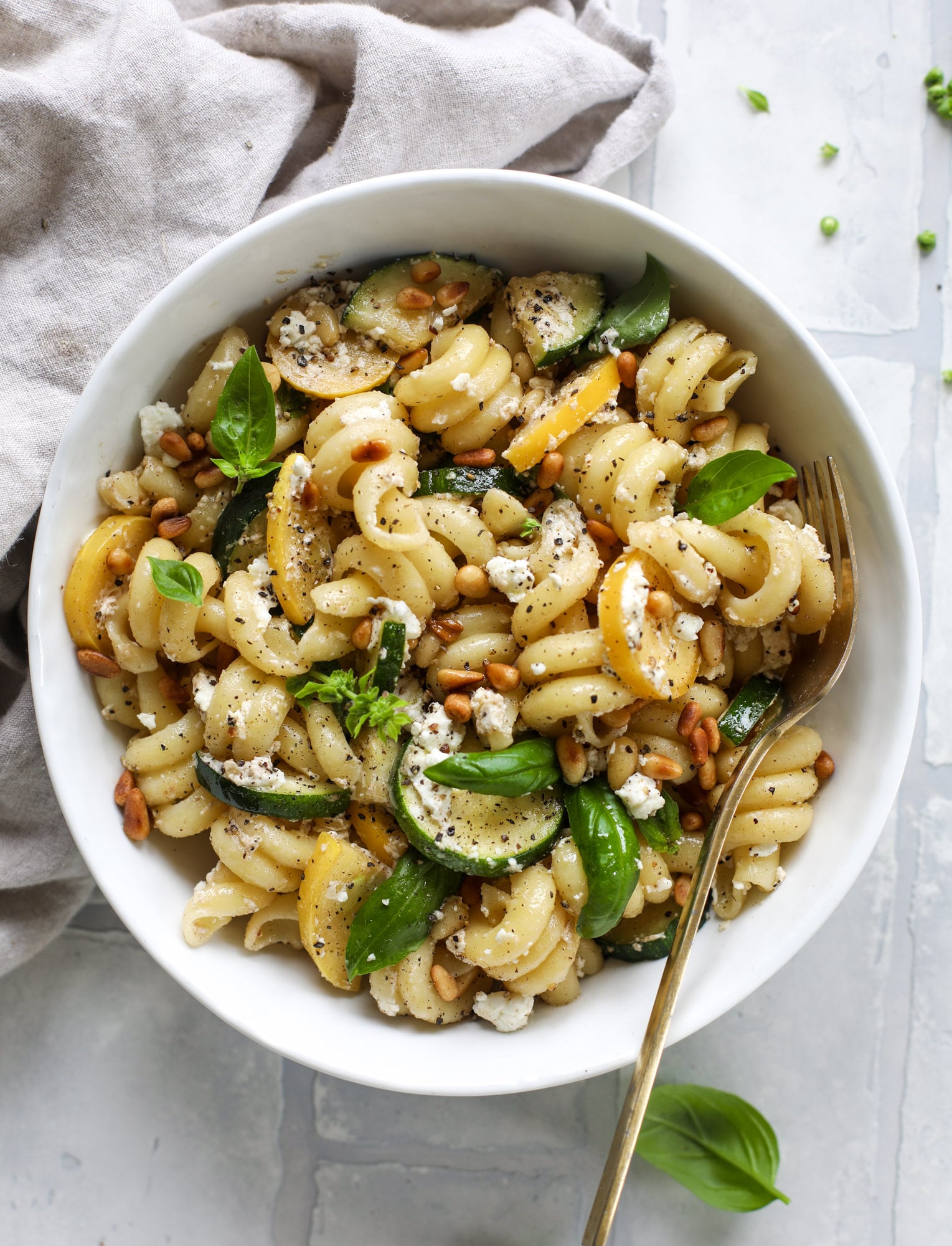 I'm sharing 15 of my (and your!) favorite dinner recipes that you can watch me make step-by-step! Best dinners ever that come together quickly!