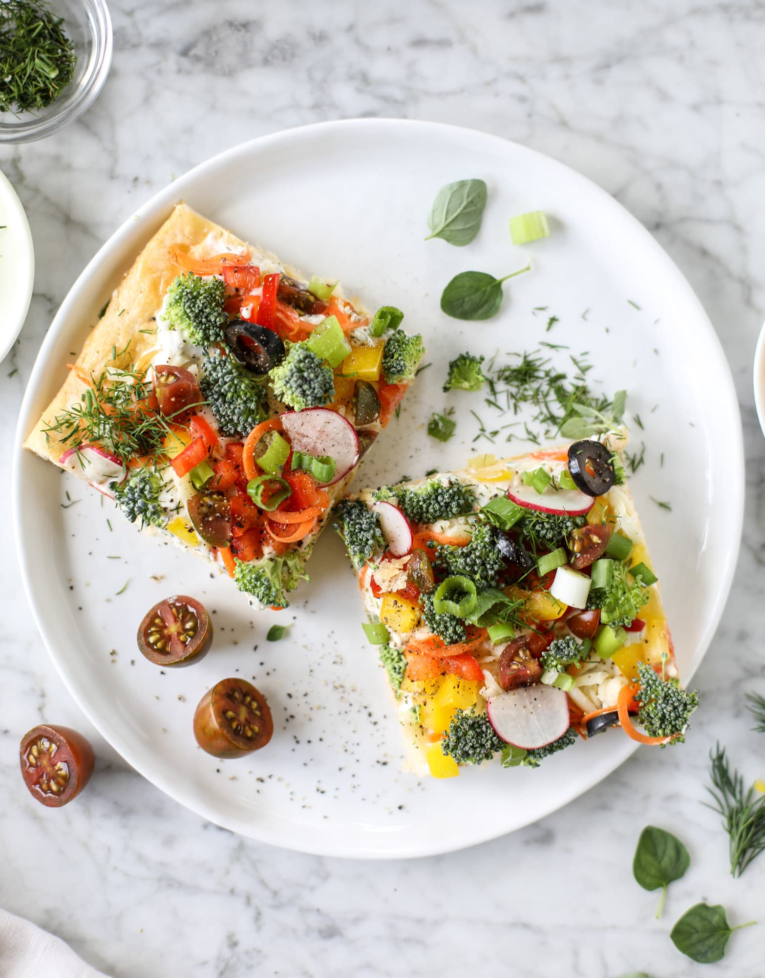my mom's favorite veggie pizza