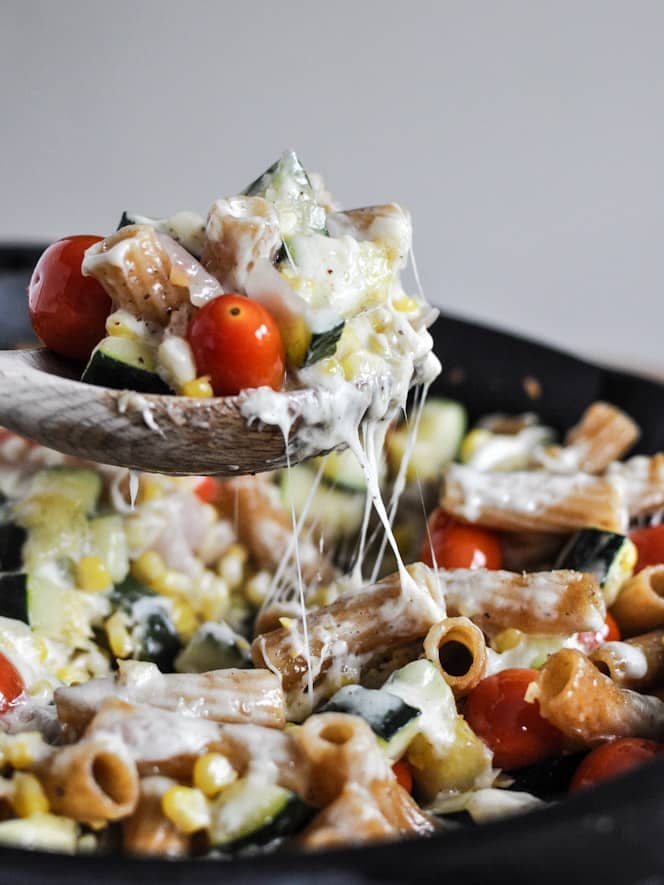 Brown Butter Garden Vegetable Pasta Skillet I howsweeteats.com