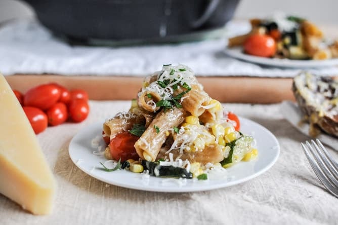 Brown Butter Garden Vegetable Pasta Skillet I howsweeteats.com