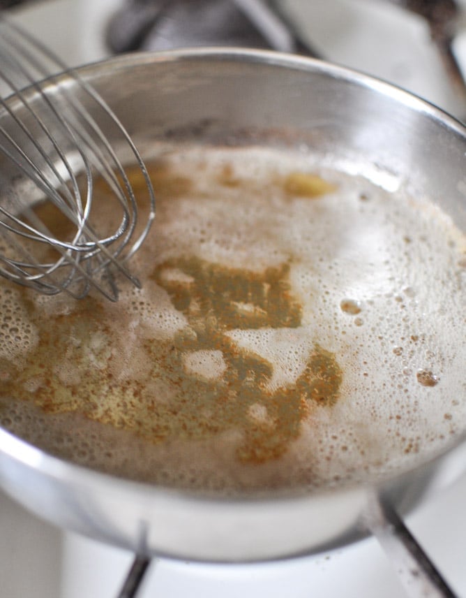 How To Brown Butter - Step By Step I howsweeteats.com