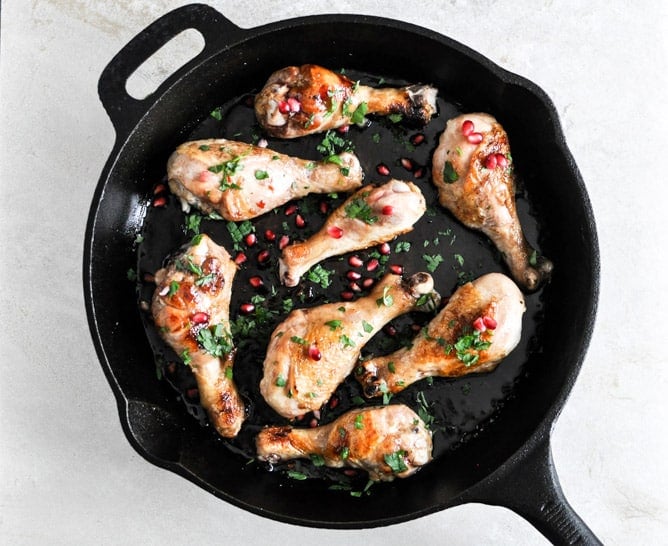 Sweet and Sticky Pomegranate Chicken I howsweeteats.com
