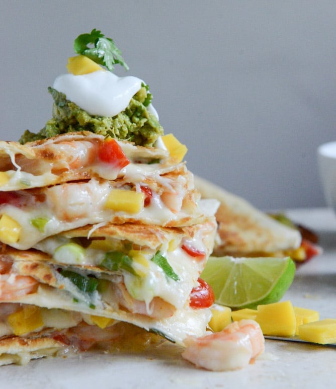 Chipotle Beer Shrimp Quesadillas with Spicy Guac I howsweeteats.com