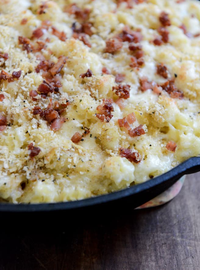 Cheesy Skillet Brussels Bacon Mac I howsweeteats.com
