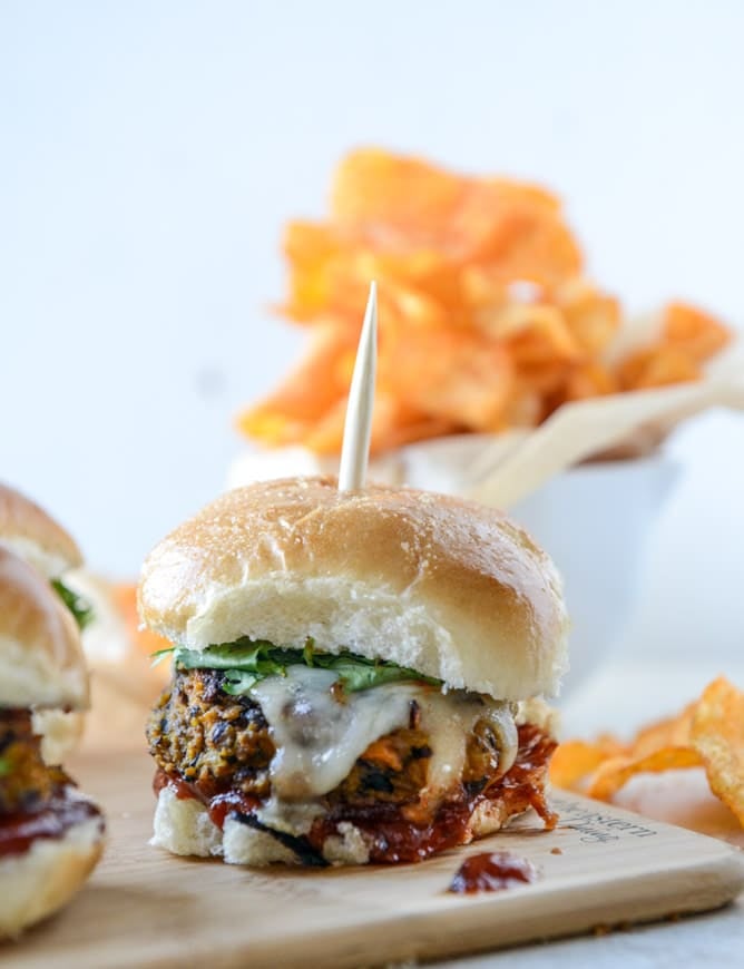 butternut black bean burgers with chipotle ketchup I howsweeteats.com