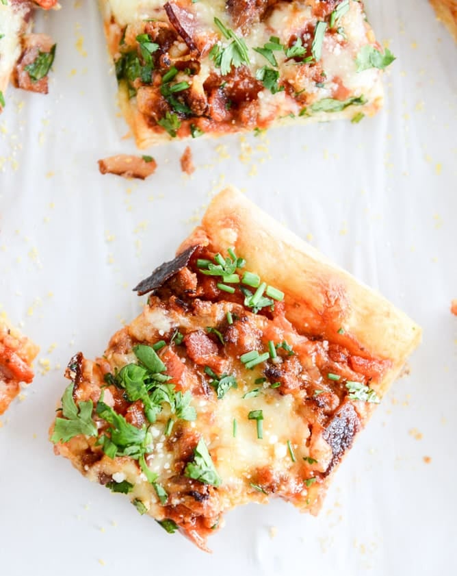meat lovers pizza I howsweeteats.com