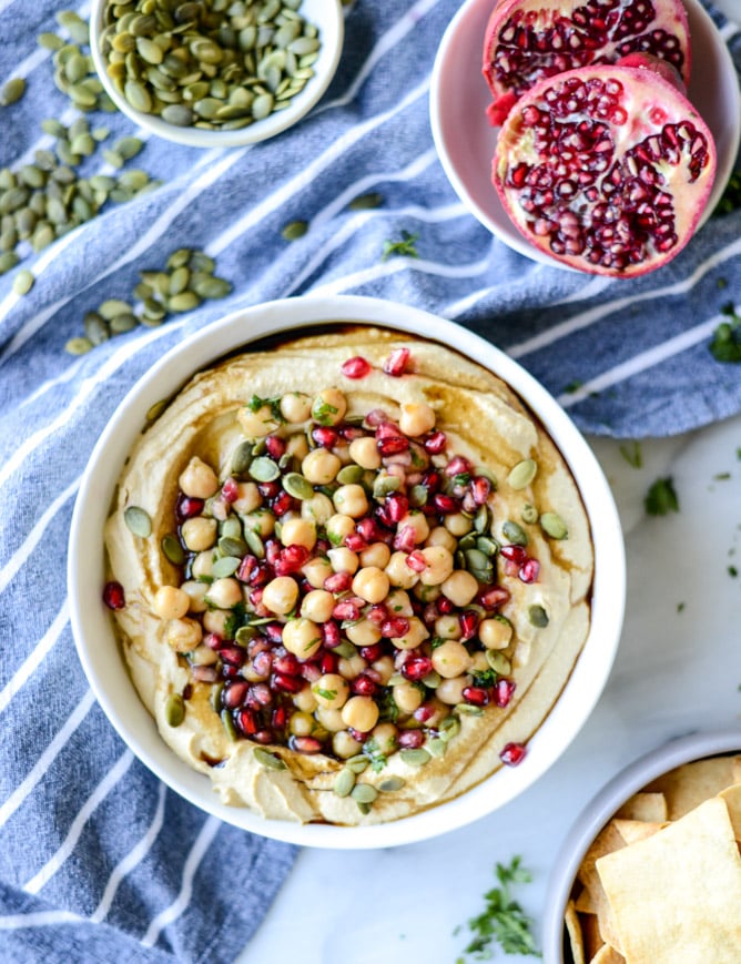 roasted butternut squash hummus I howsweeteats.com