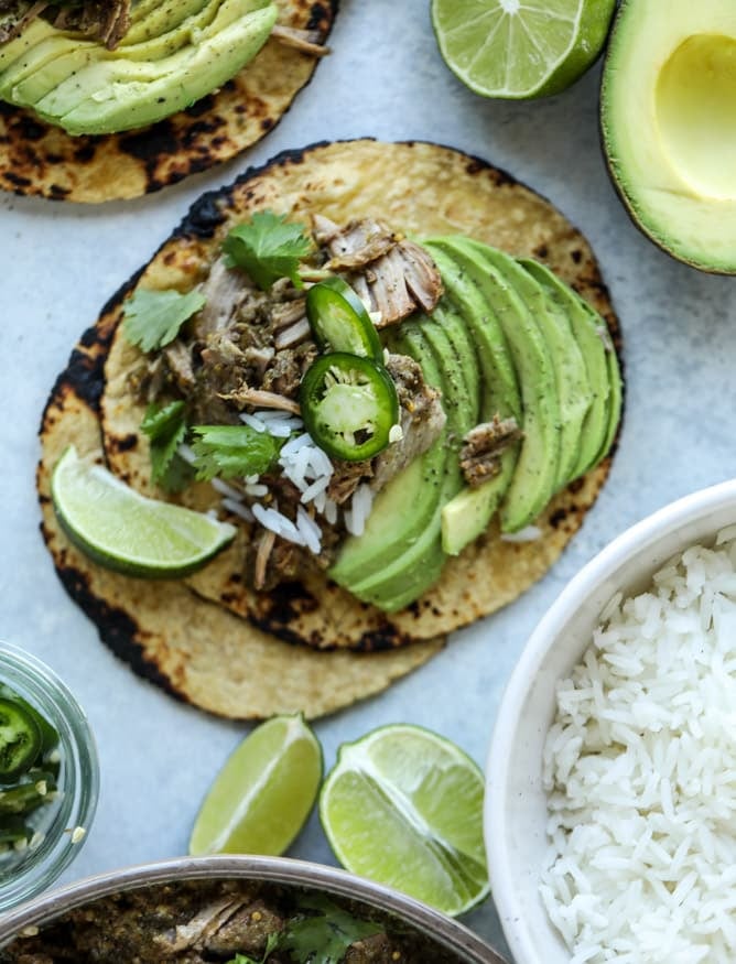 slow cooker pork chili verde I howsweeteats.com