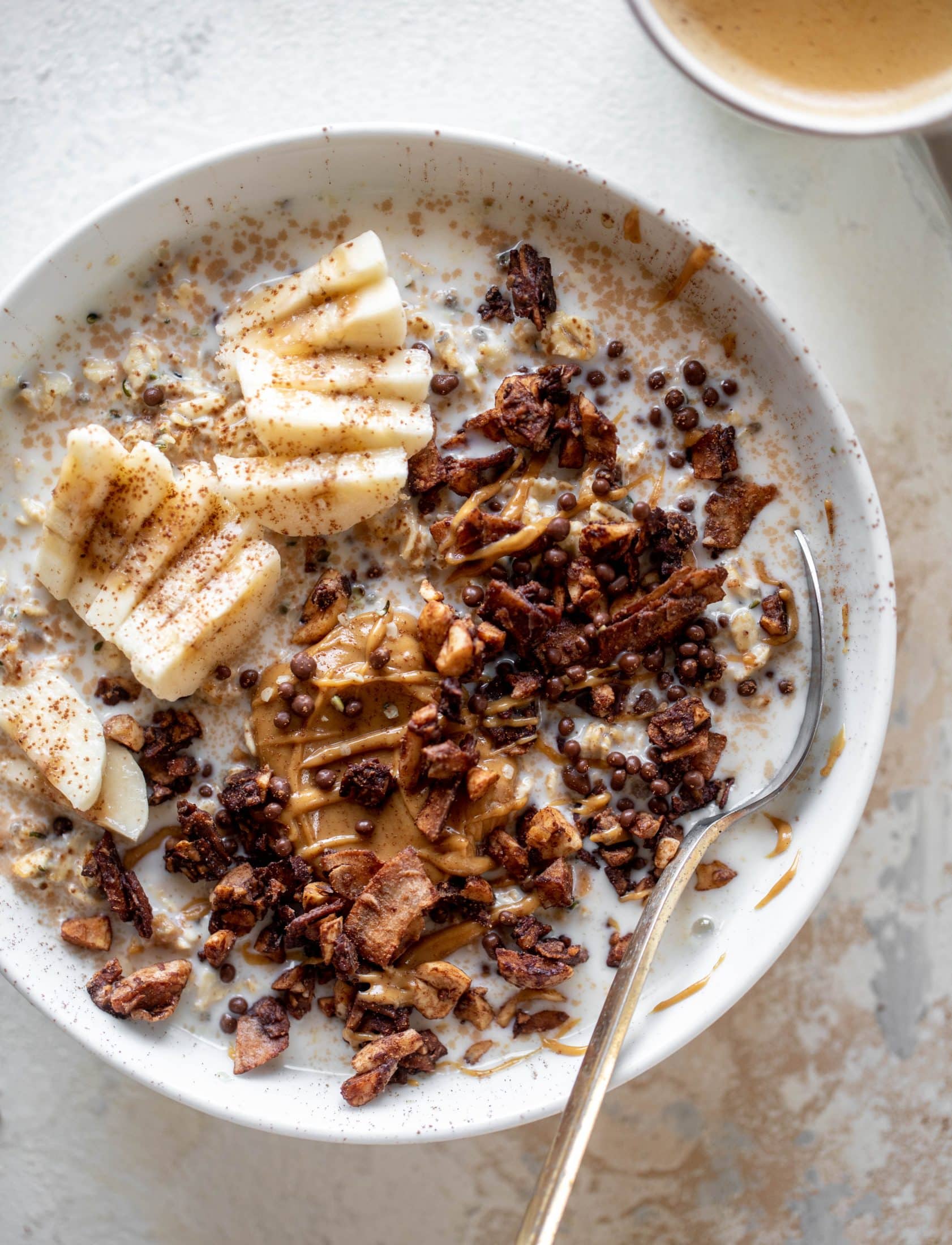These peanut butter overnight oats are my favorite breakfast! Top with 5 minute grain free chocolate granola and it's the best combo ever.