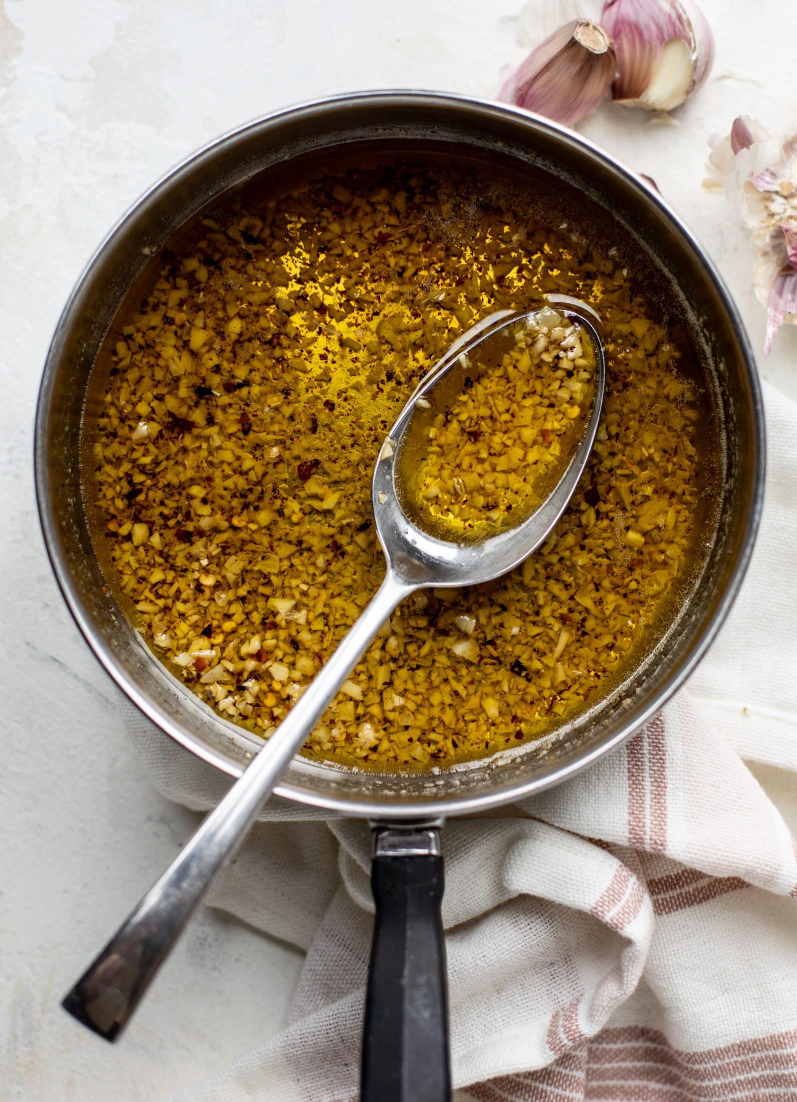 chili garlic oil