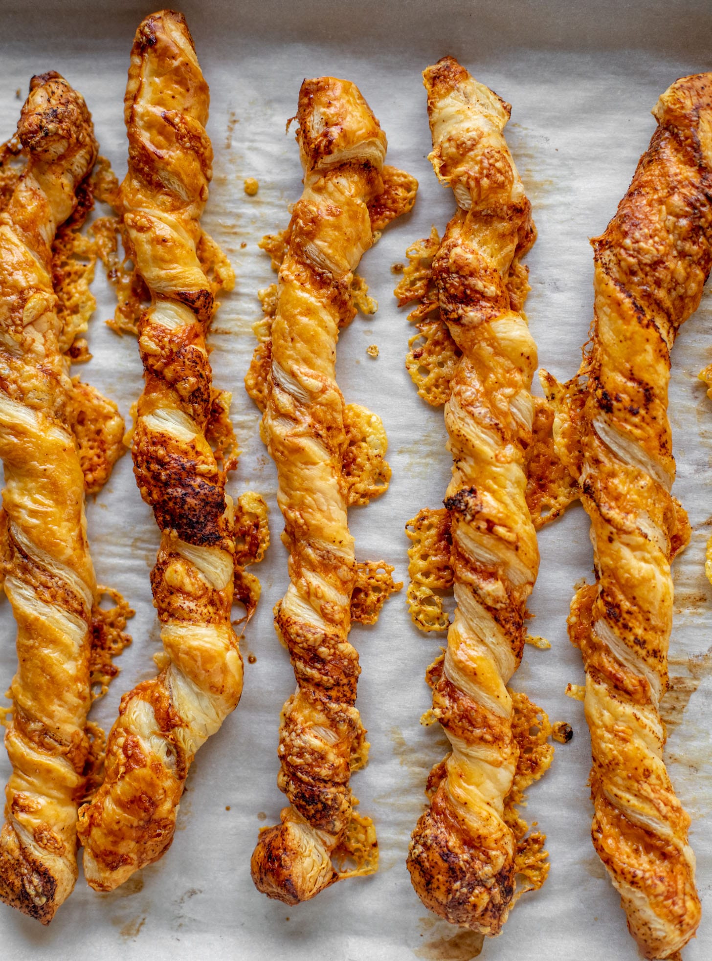 25 recipes to make for new year's eve!