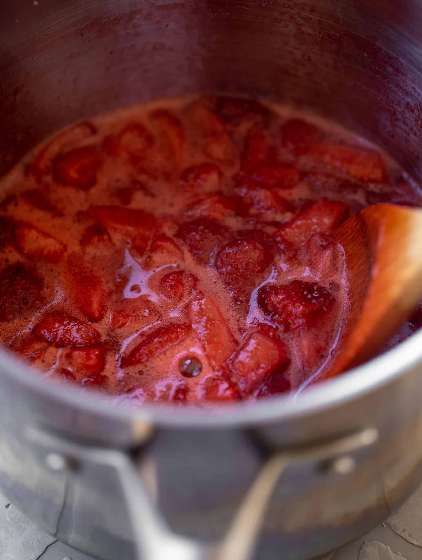 strawberry sauce