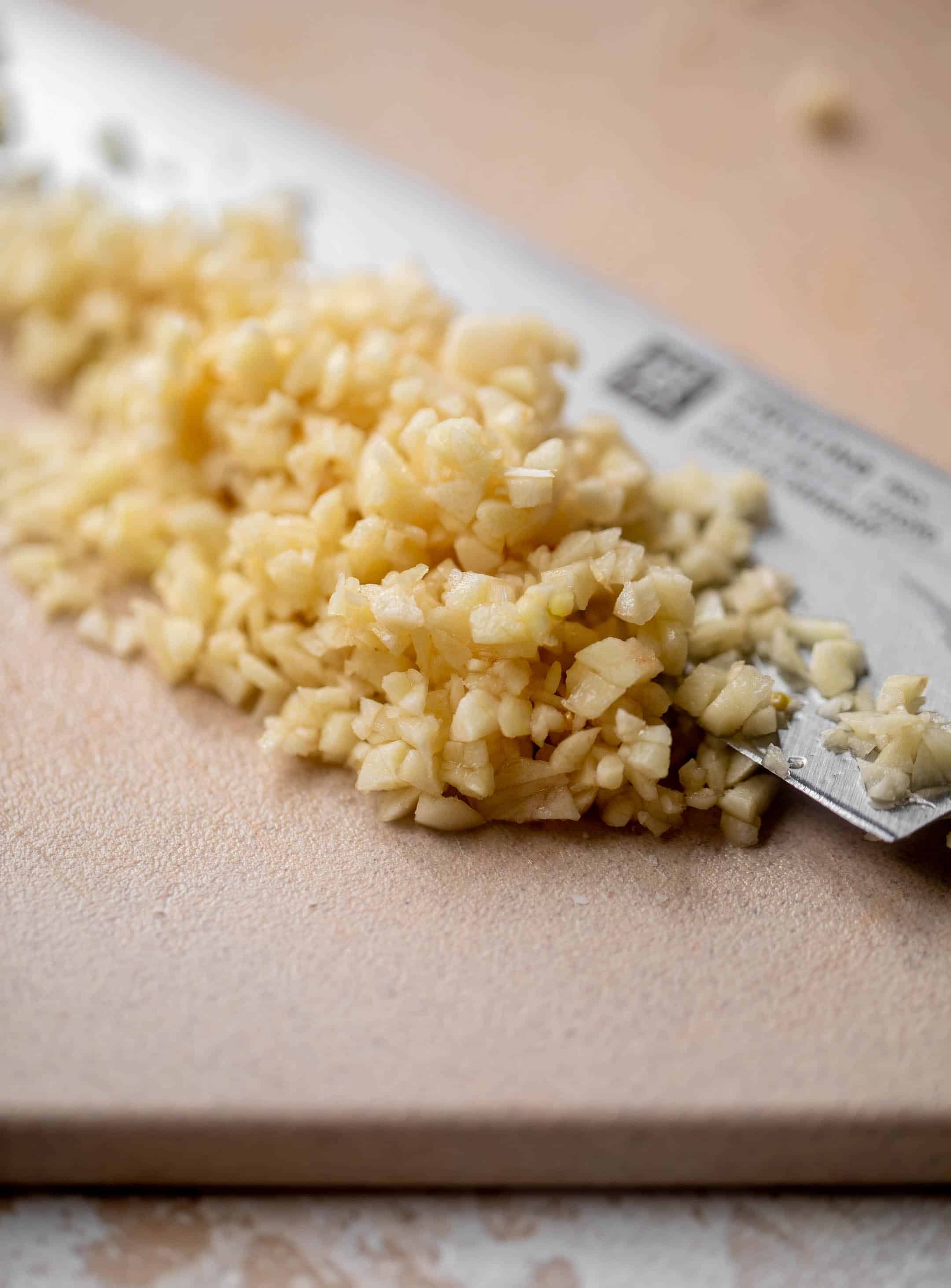 minced garlic