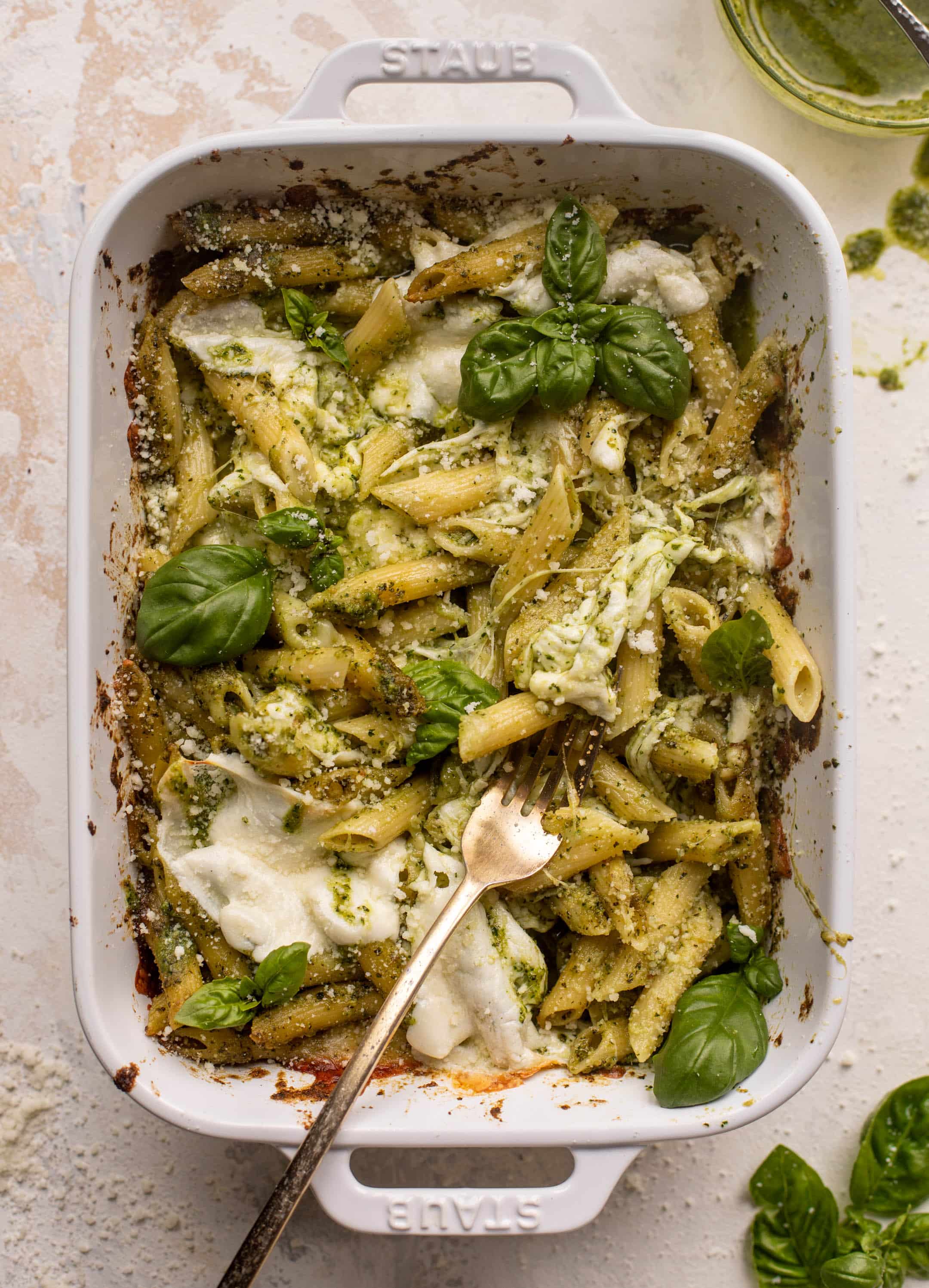 cheesy baked pesto pasta
