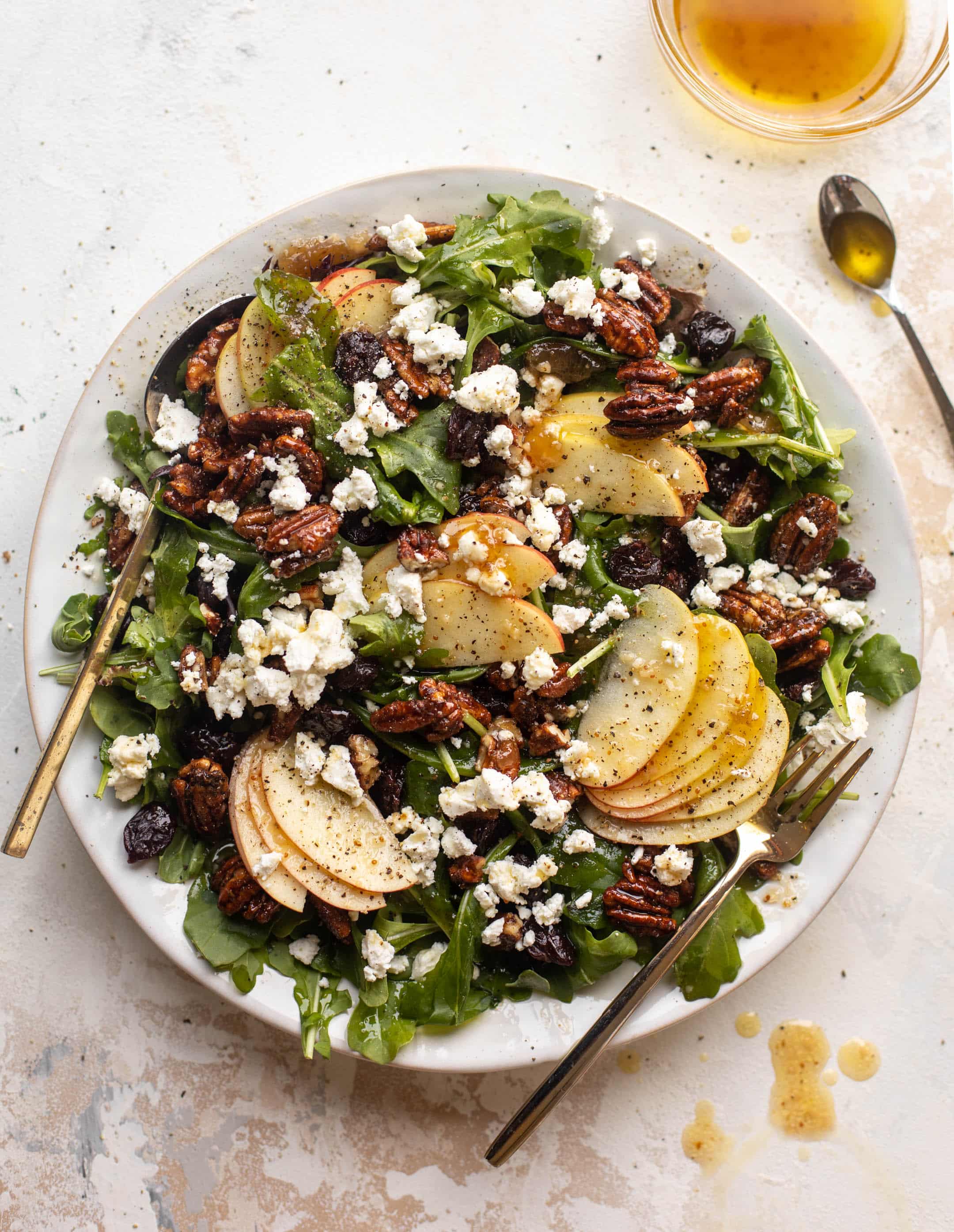 autumn arugula salad