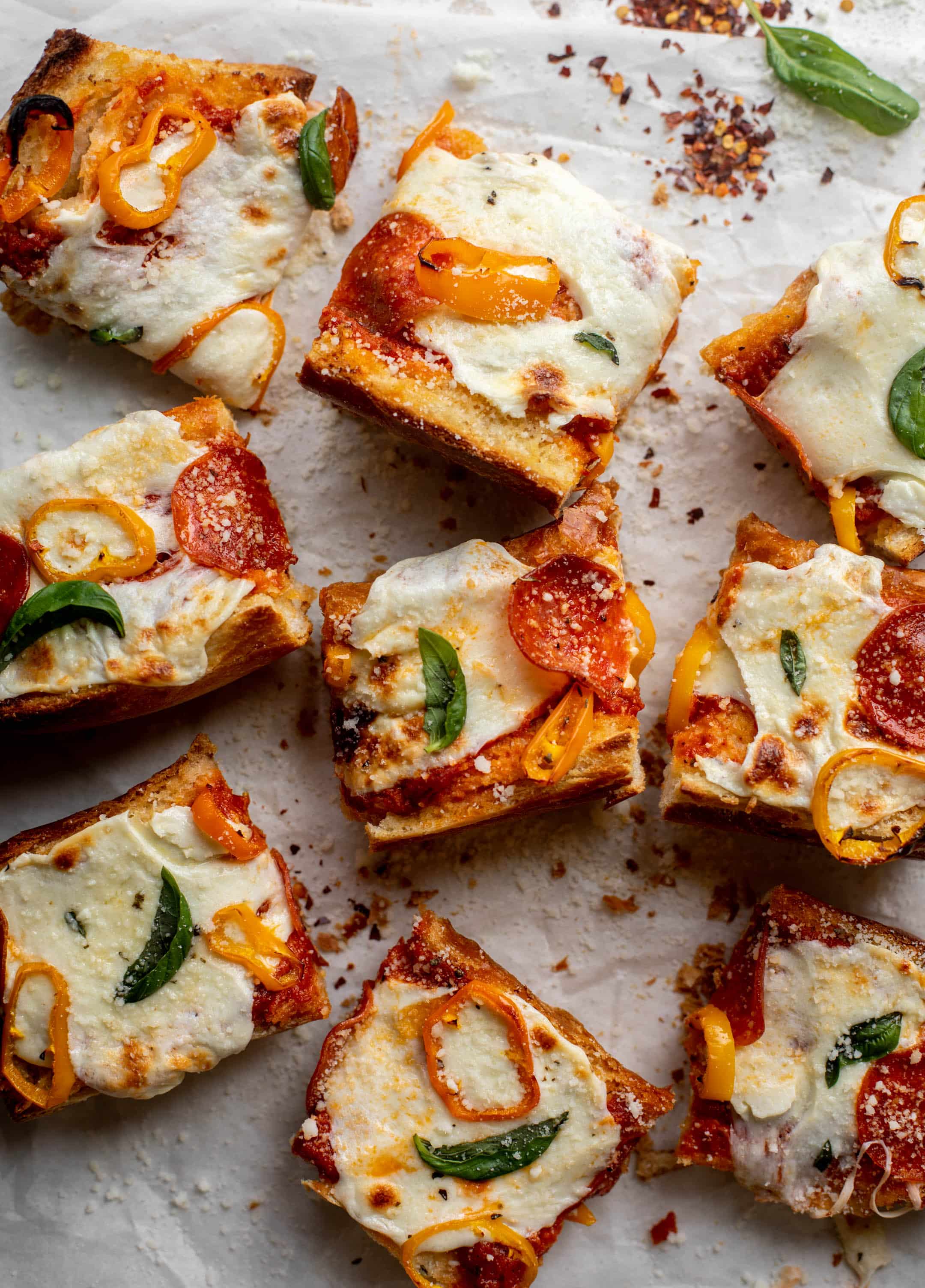 garlic bread pizza