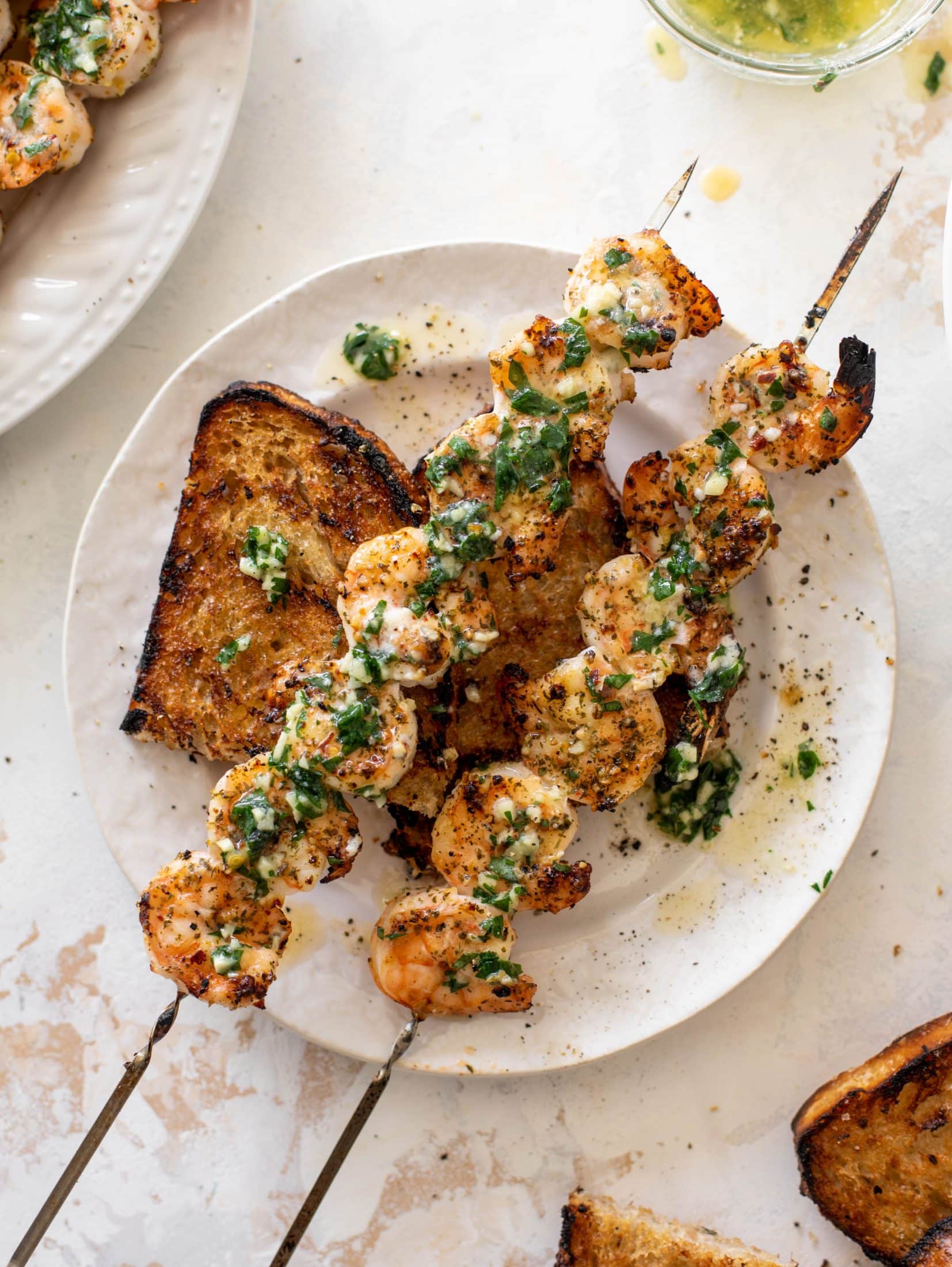 garlic butter grilled shrimp and bread