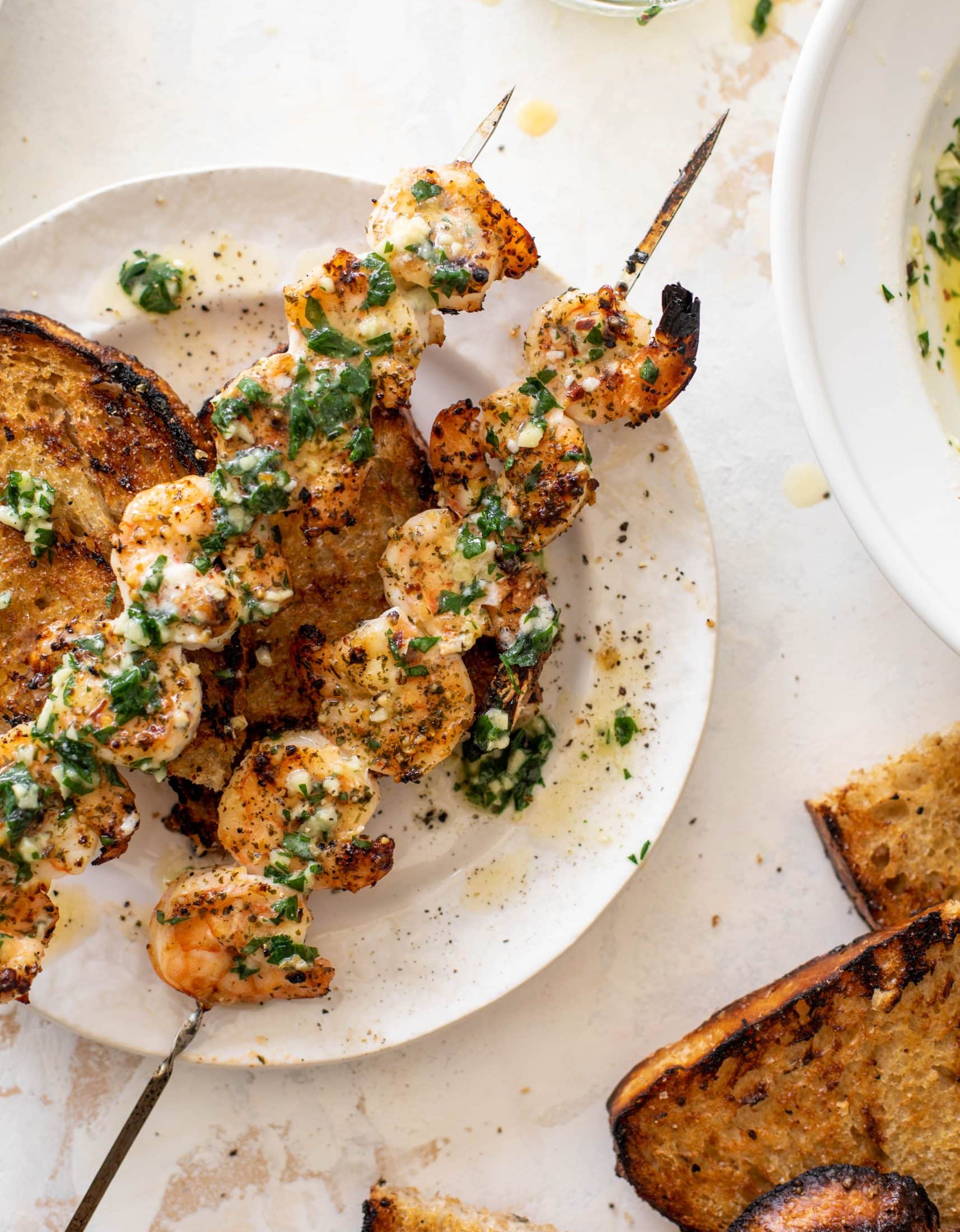 garlic butter grilled shrimp and bread