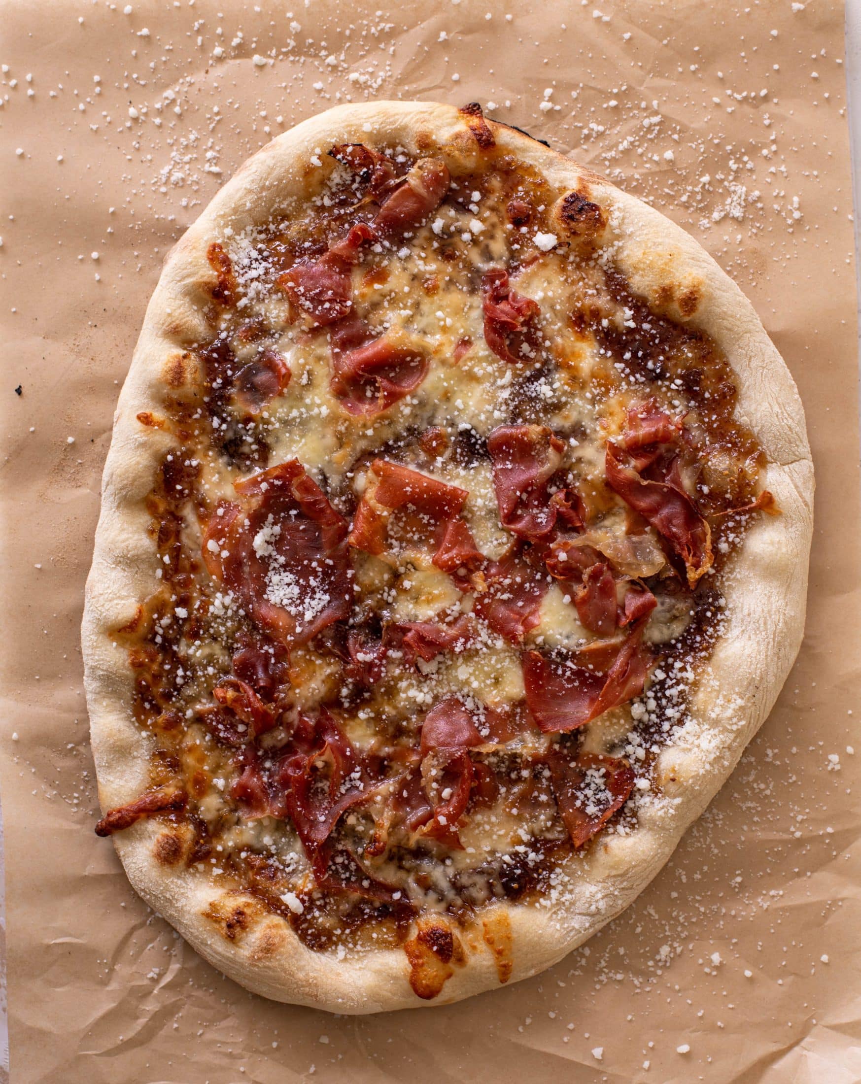 fig jam prosciutto pizza
